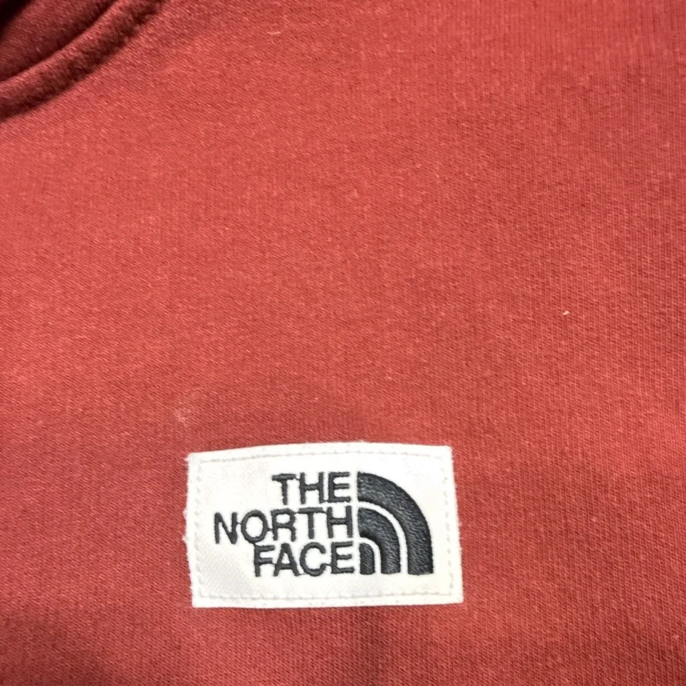 The North Face Men's Maroon Pullover Hoodie Logo Pockets Drawstring Size S